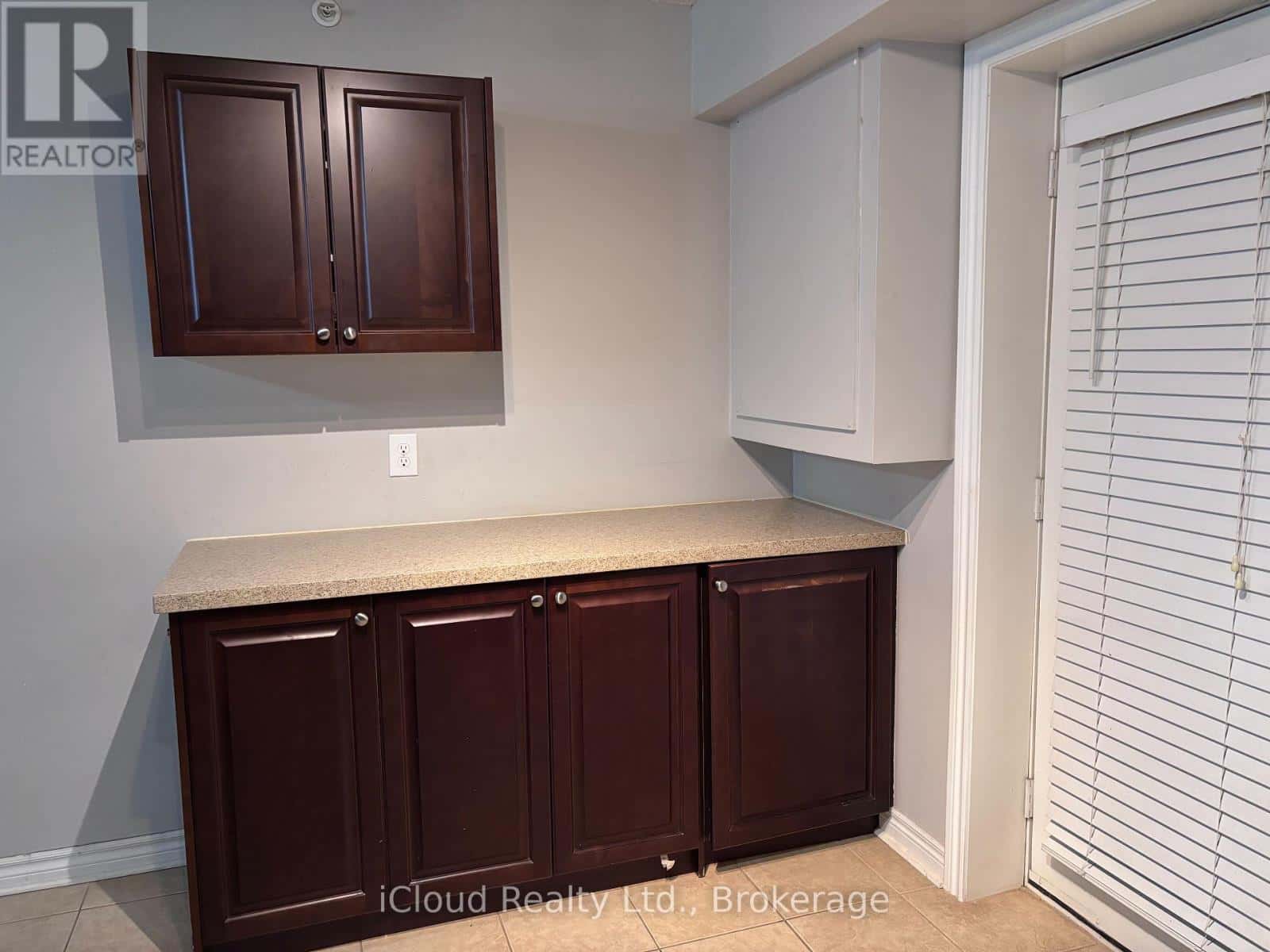 Burlington (Tansley) — Burlington (Tansley) - Photo 5 of 20