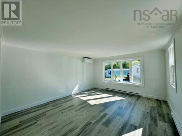 1189 Susan Drive — Beaver Bank, Nova Scotia - Photo 5 of 22