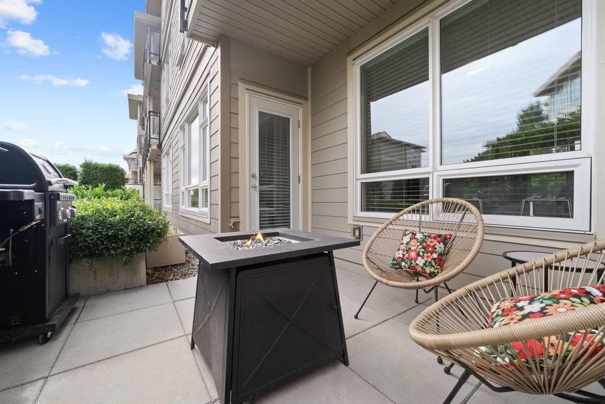 C125 20211 66 AVE — Langley - Main photo