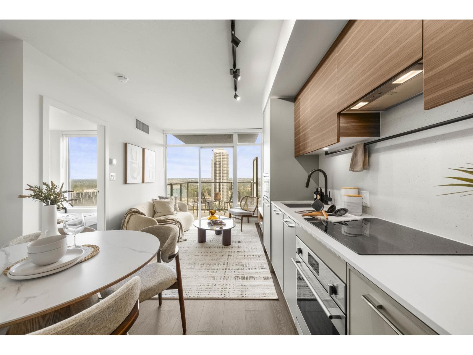 Surrey — Surrey - Main photo