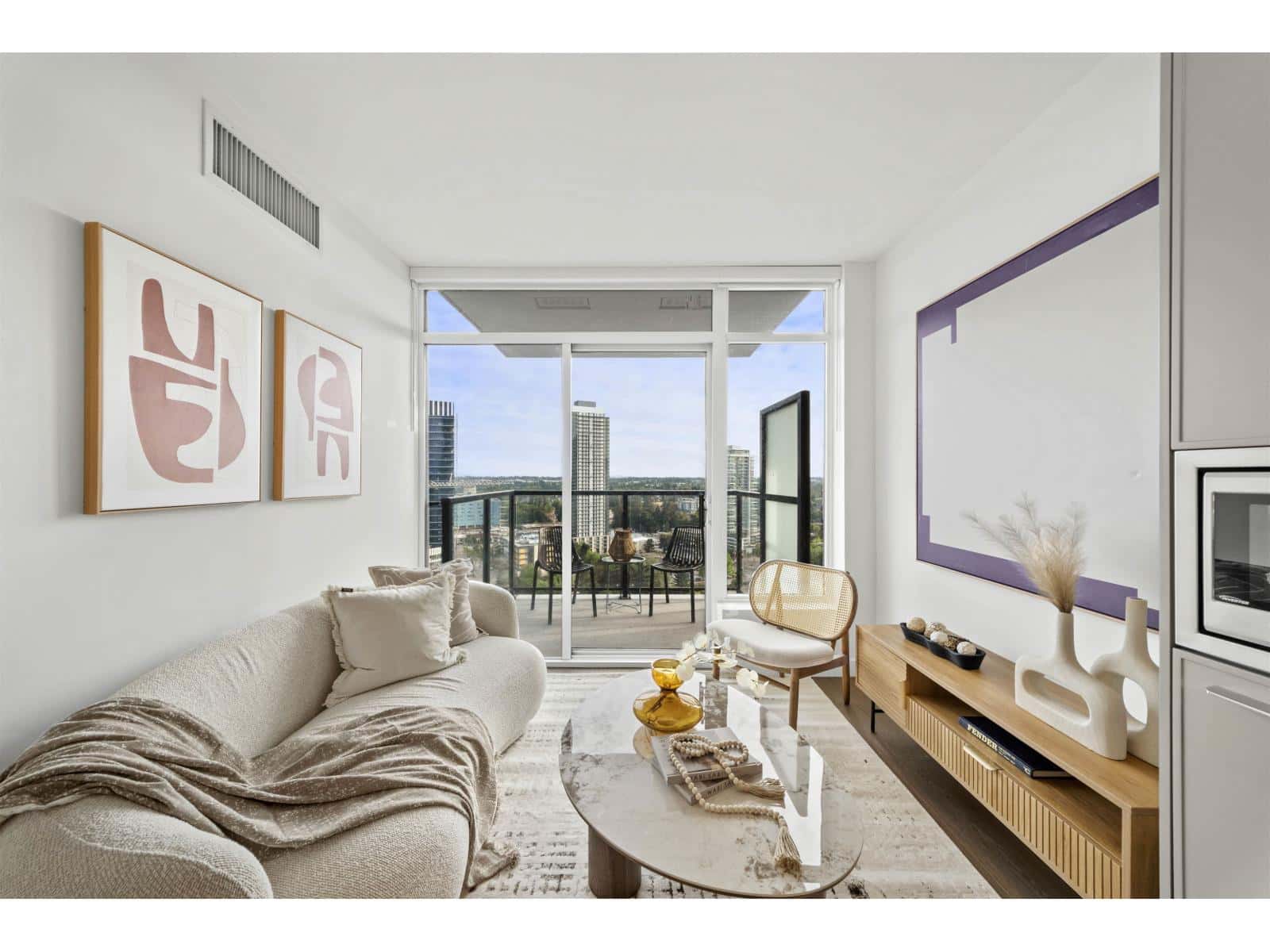 Surrey — Surrey - Photo 2 of 40