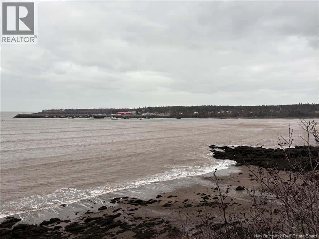 Dipper Harbour — Dipper Harbour - Photo 4 of 9