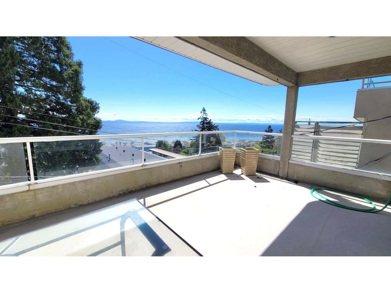 White Rock — White Rock - Photo 4 of 40