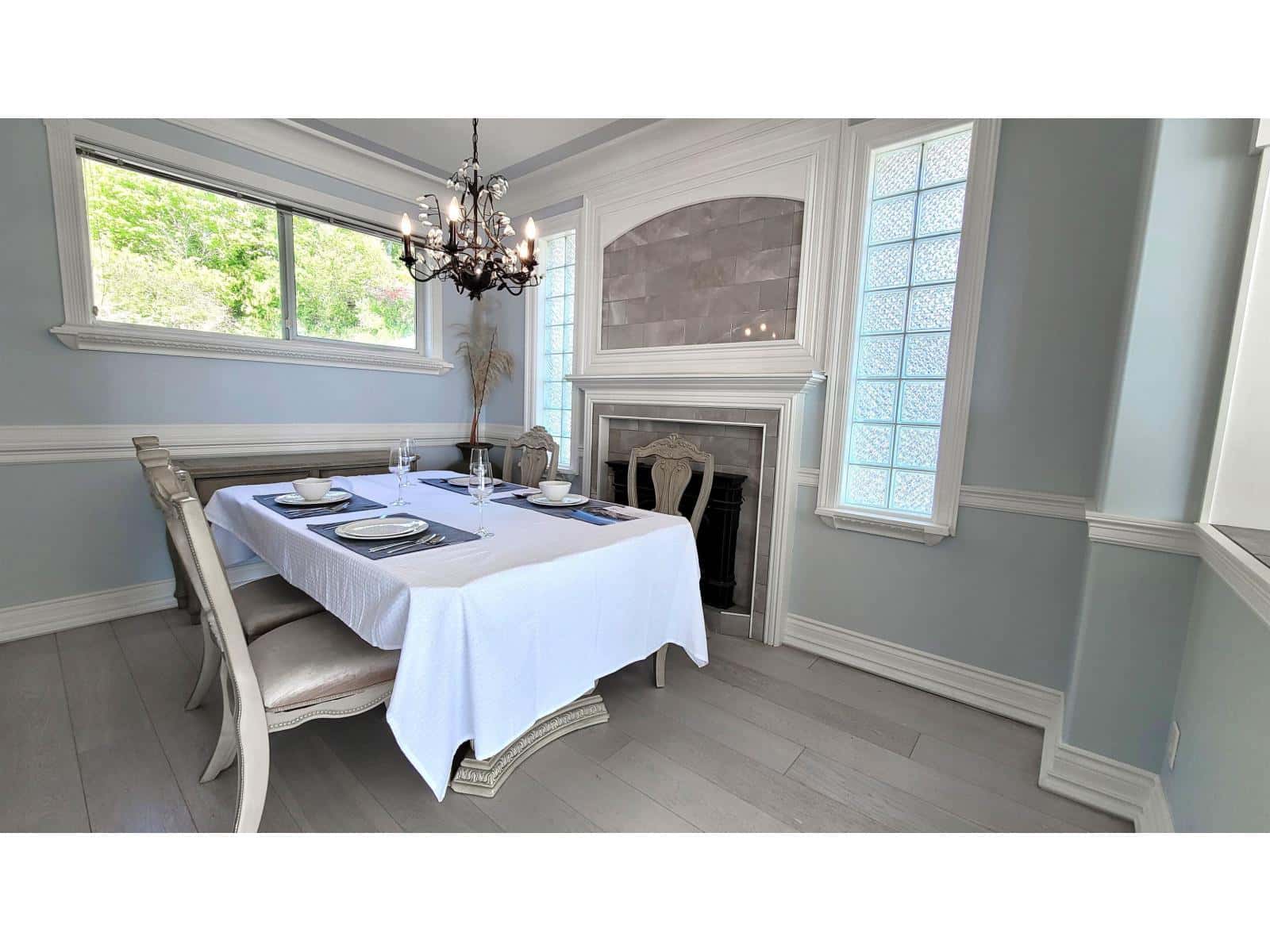 White Rock — White Rock - Photo 5 of 40