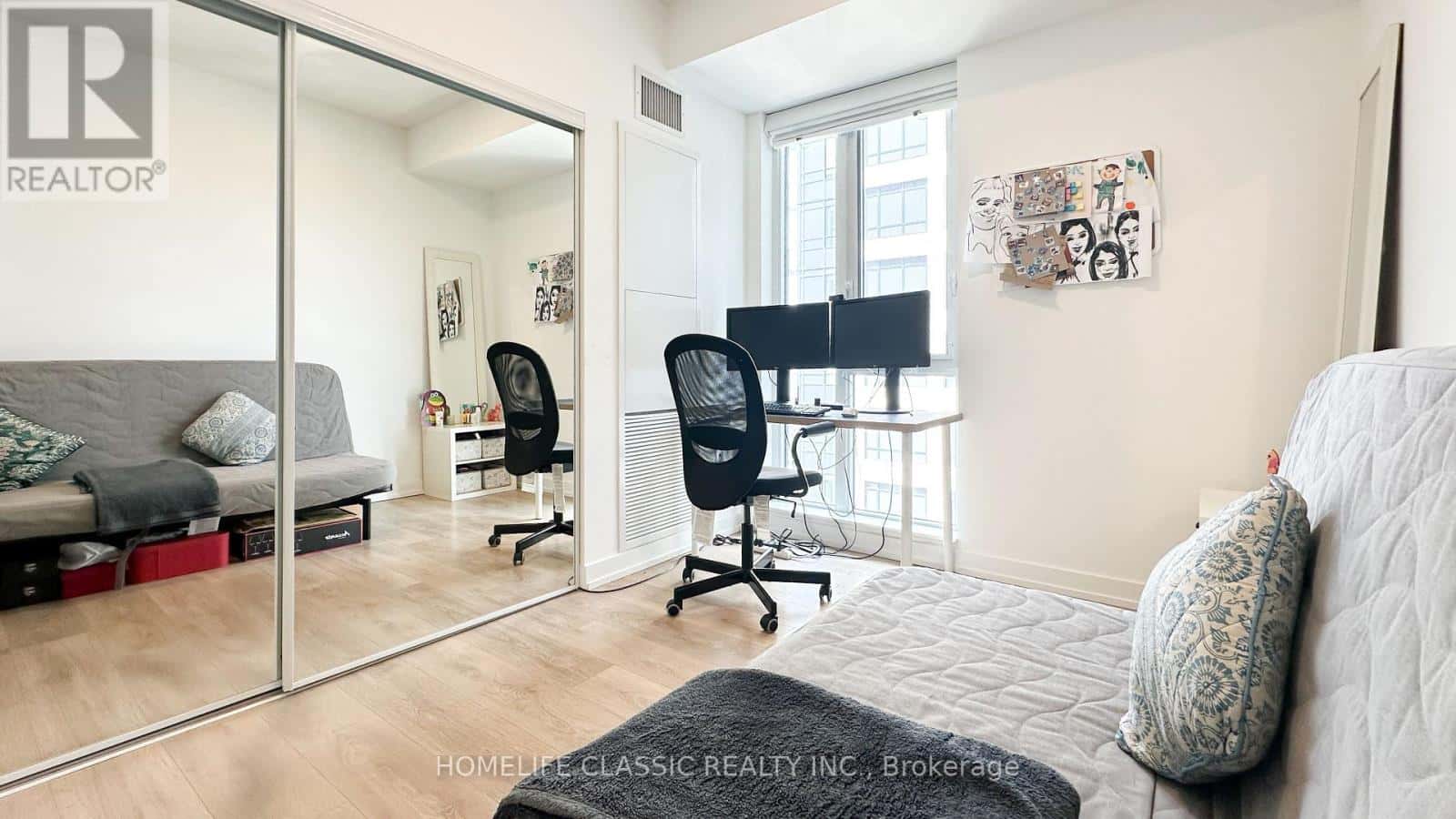 1109 - 225 SUMACH STREET — Toronto (Regent Park) - Photo 3 of 35