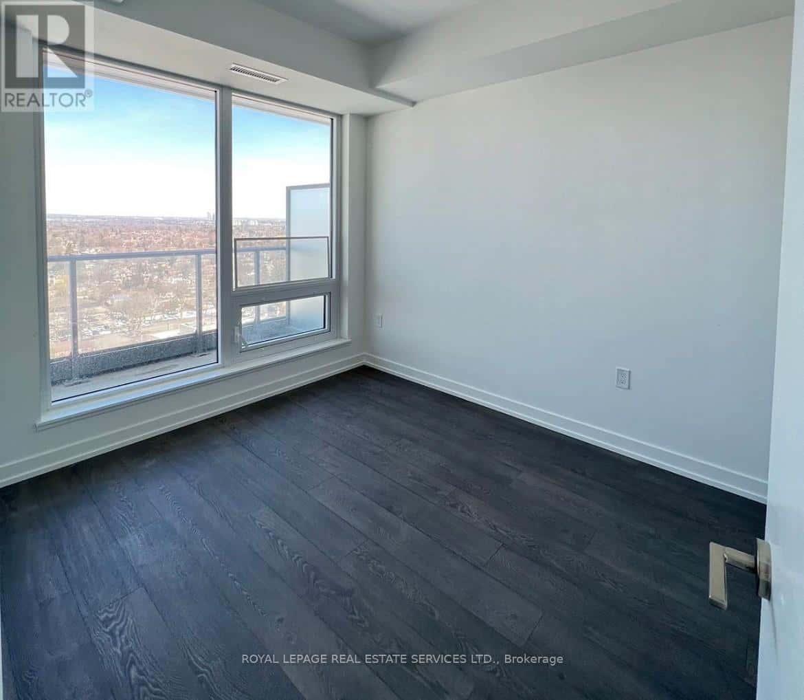 Toronto (Newtonbrook East) — Toronto (Newtonbrook East) - Photo 5 of 10