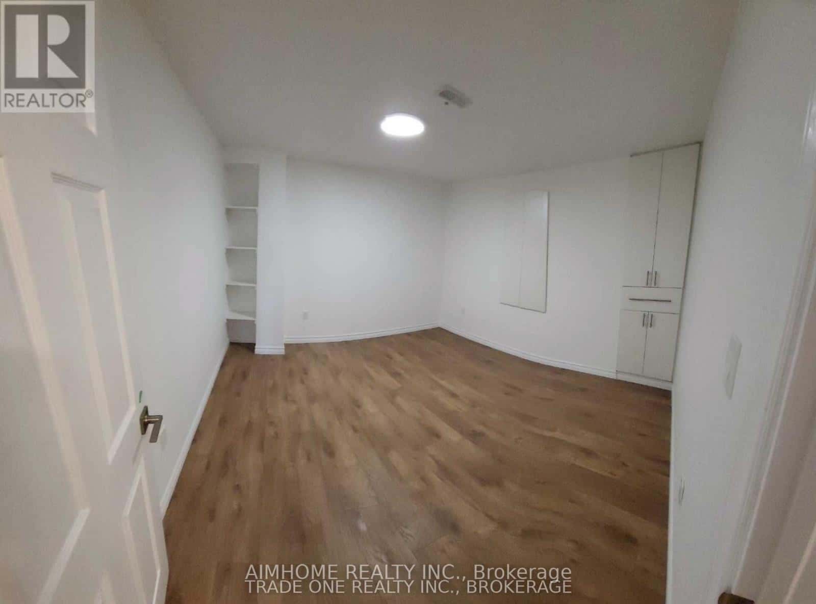 18 FRANK KELLY DRIVE — East Gwillimbury (Holland Landing) - Photo 5 of 14