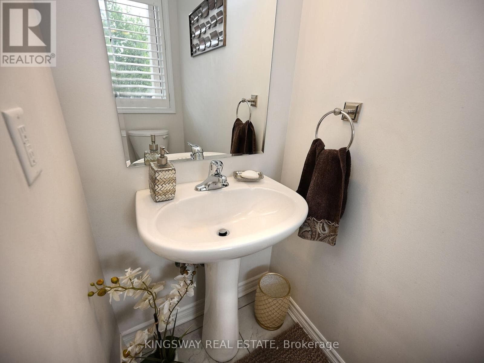 Milton (CO Coates) — Milton (CO Coates) - Main photo