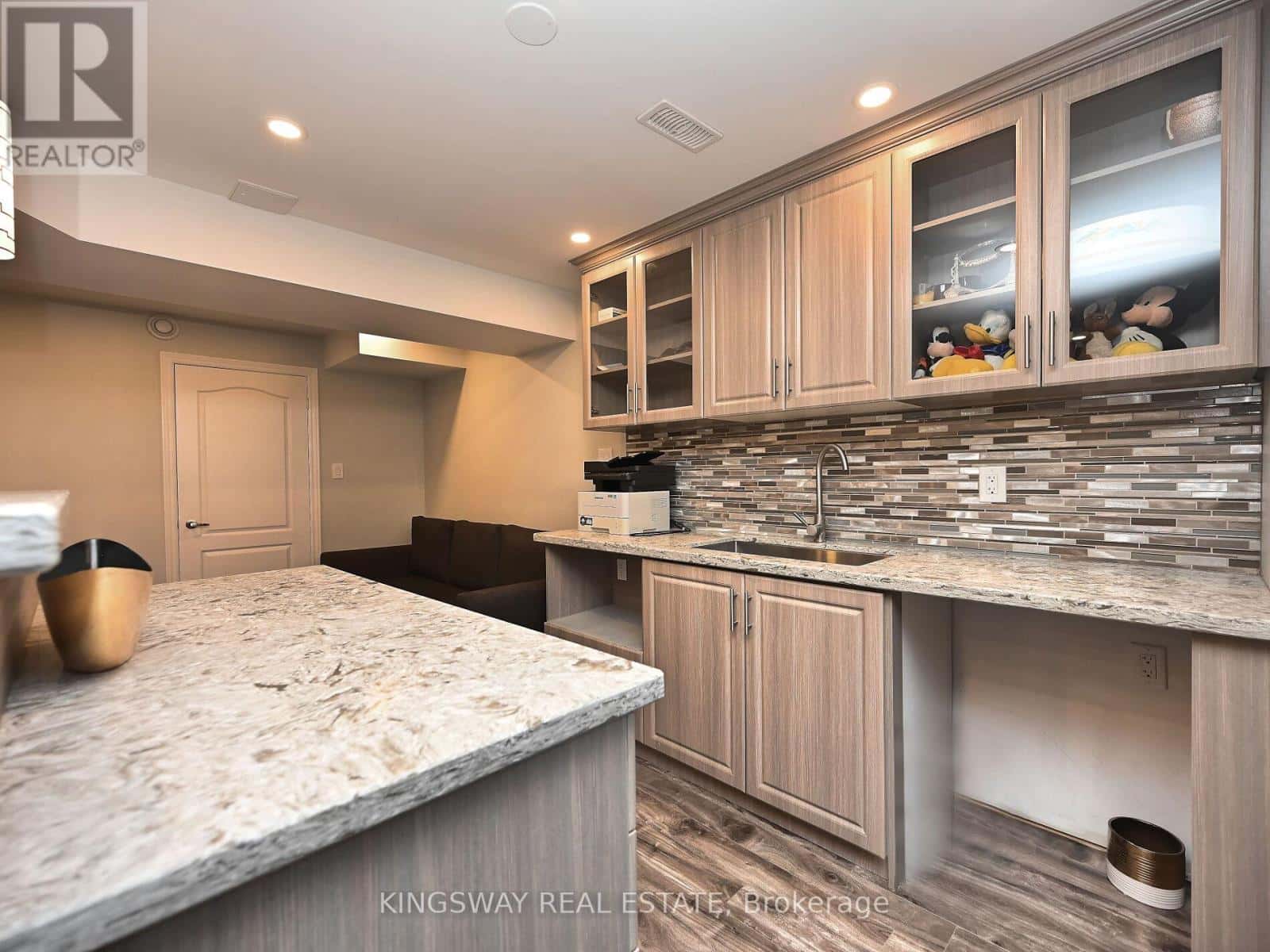 Milton (CO Coates) — Milton (CO Coates) - Photo 4 of 50