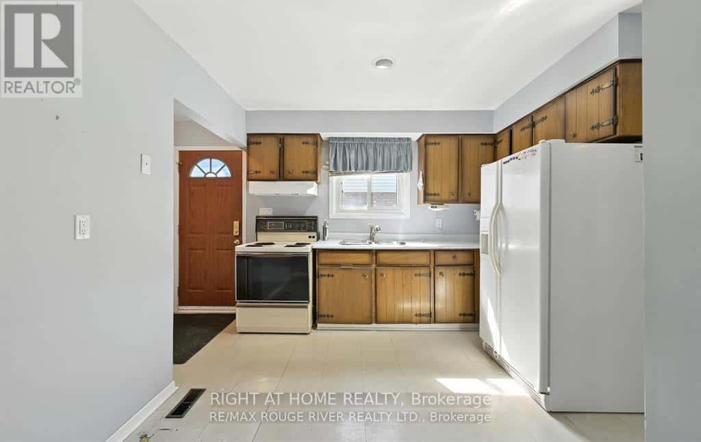 Property - Photo 5 of 13