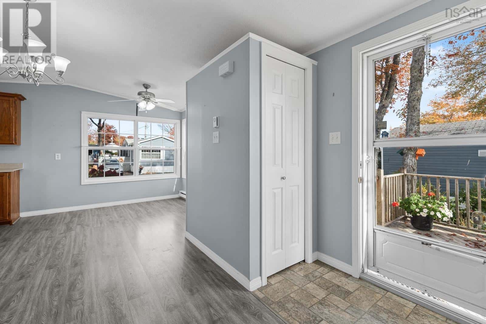 13 Eighth Street — Lucasville, Nova Scotia - Photo 3 of 40