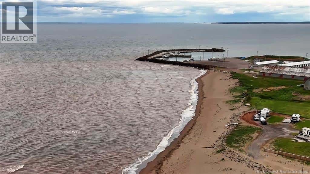 Petit-Cap — Petit-Cap - Photo 2 of 48