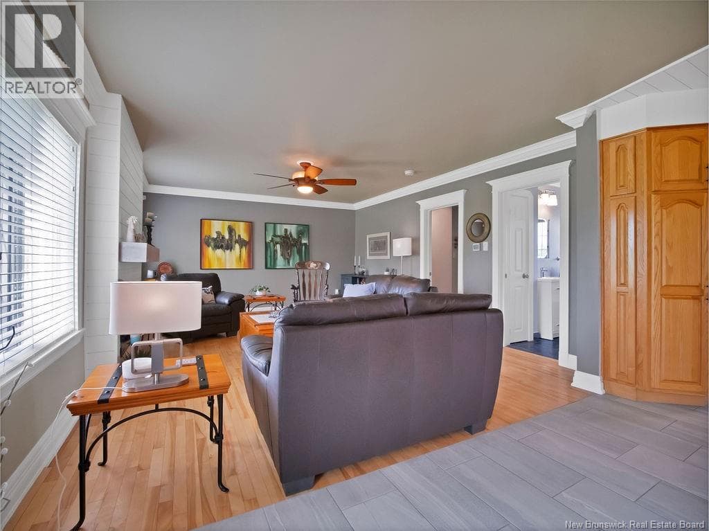 Petit-Cap — Petit-Cap - Main photo