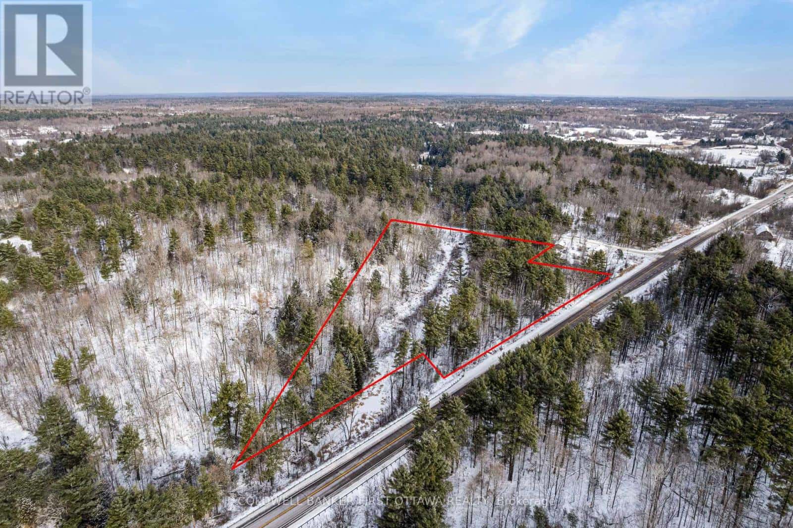 115 DORAN ROAD — Tay Valley, Ontario - Photo 2 of 37