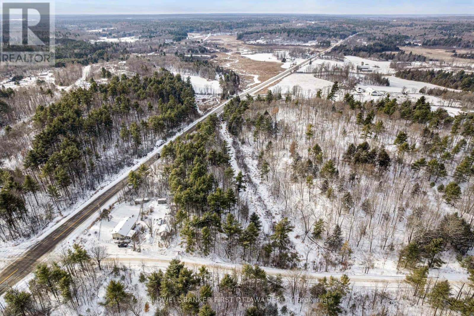 115 DORAN ROAD — Tay Valley, Ontario - Photo 3 of 37