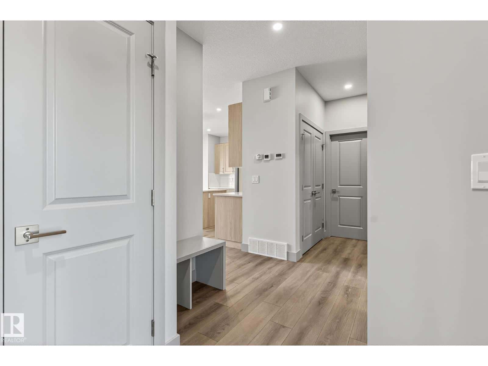 Calmar — Calmar - Photo 4 of 58