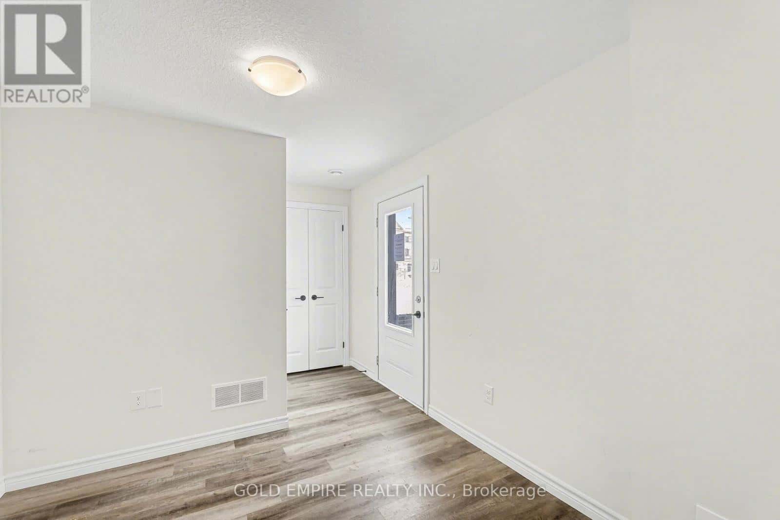 373 CALLAWAY ROAD — London North (North R), Ontario - Photo 3 of 36