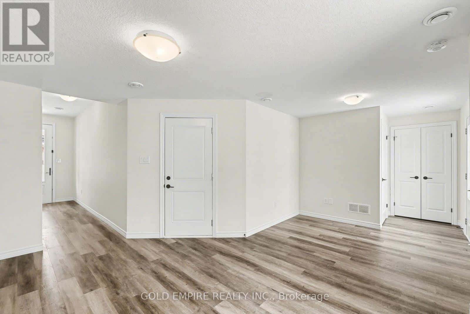 373 CALLAWAY ROAD — London North (North R), Ontario - Photo 5 of 36