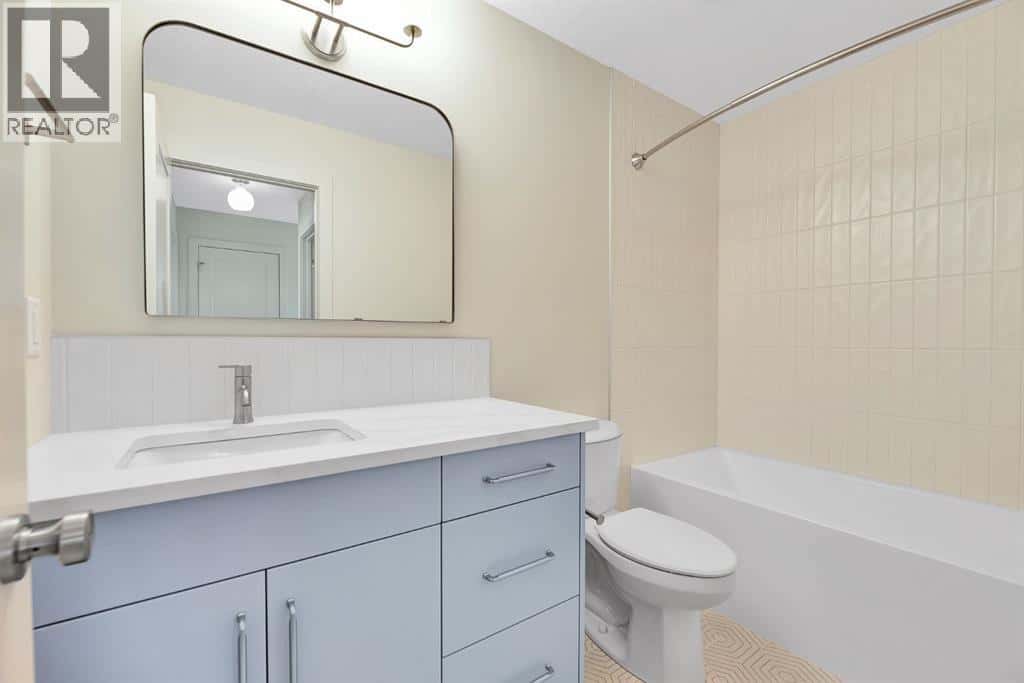 Cochrane — Cochrane - Photo 4 of 50