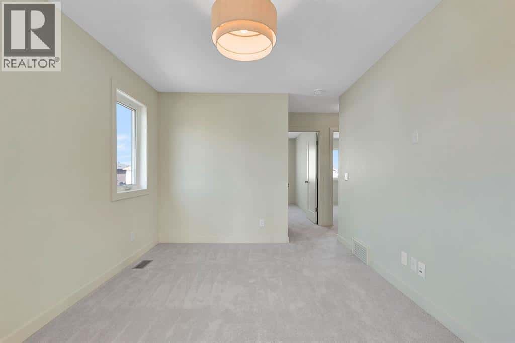 Cochrane — Cochrane - Photo 2 of 50