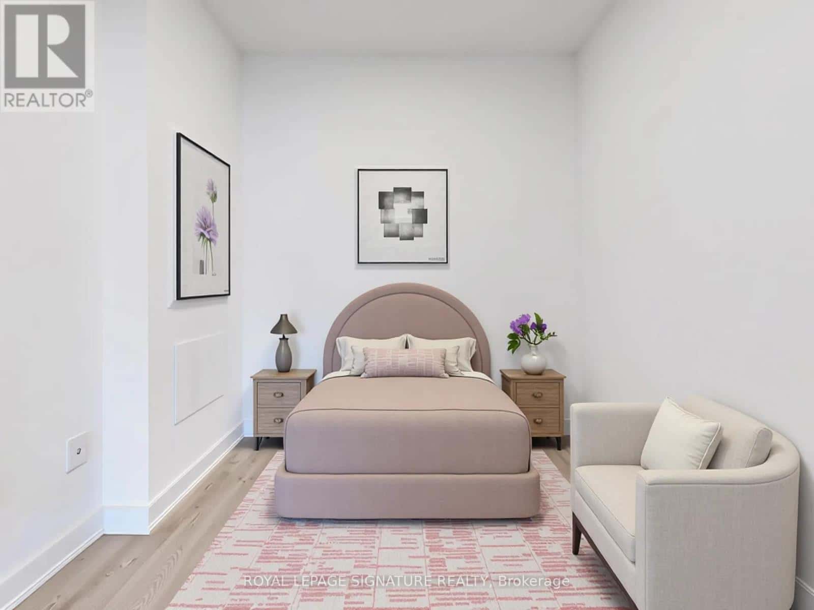 Toronto (Church-Yonge Corridor) — Toronto (Church-Yonge Corridor) - Photo 2 of 39