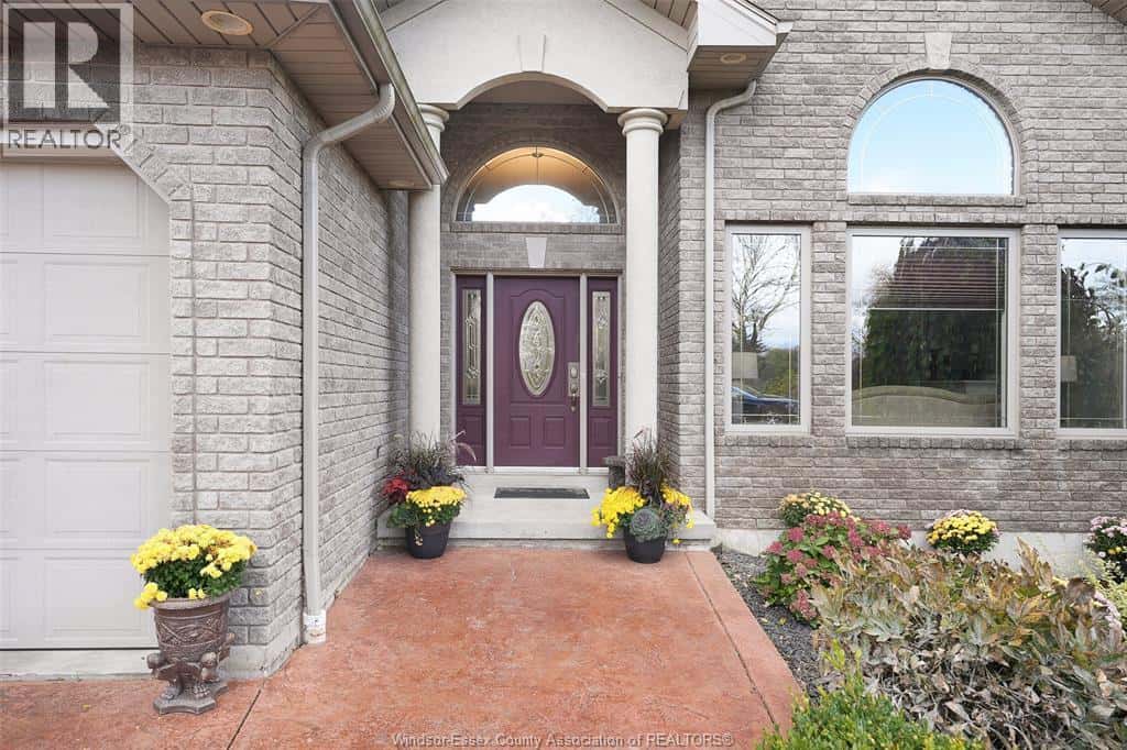 Amherstburg — Amherstburg - Photo 3 of 49