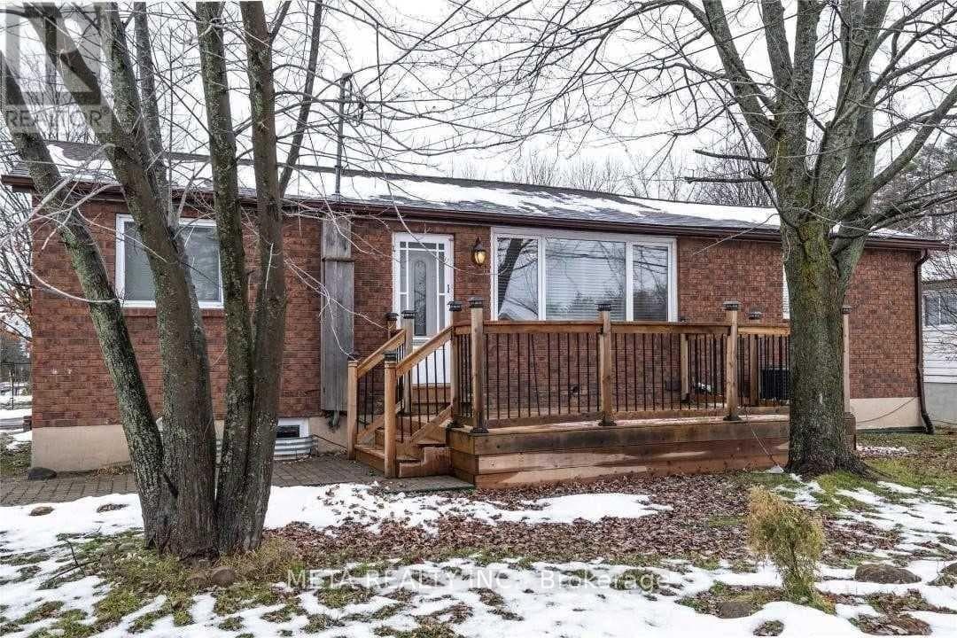 Innisfil (Alcona) — Innisfil (Alcona) - Main photo