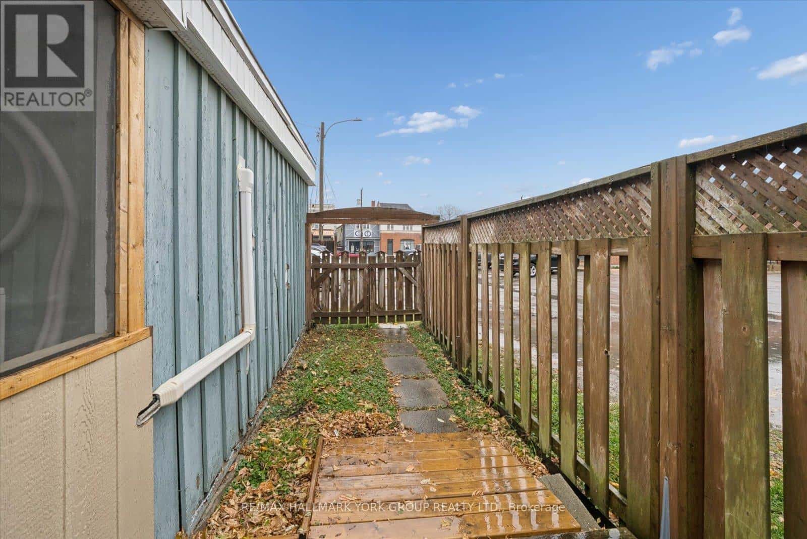 Georgina (Sutton & Jackson's Point) — Georgina (Sutton & Jackson's Point) - Photo 5 of 29