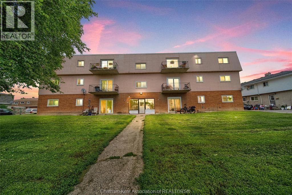 25 Orchard Heights DRIVE Unit# 5 — Chatham - Main photo