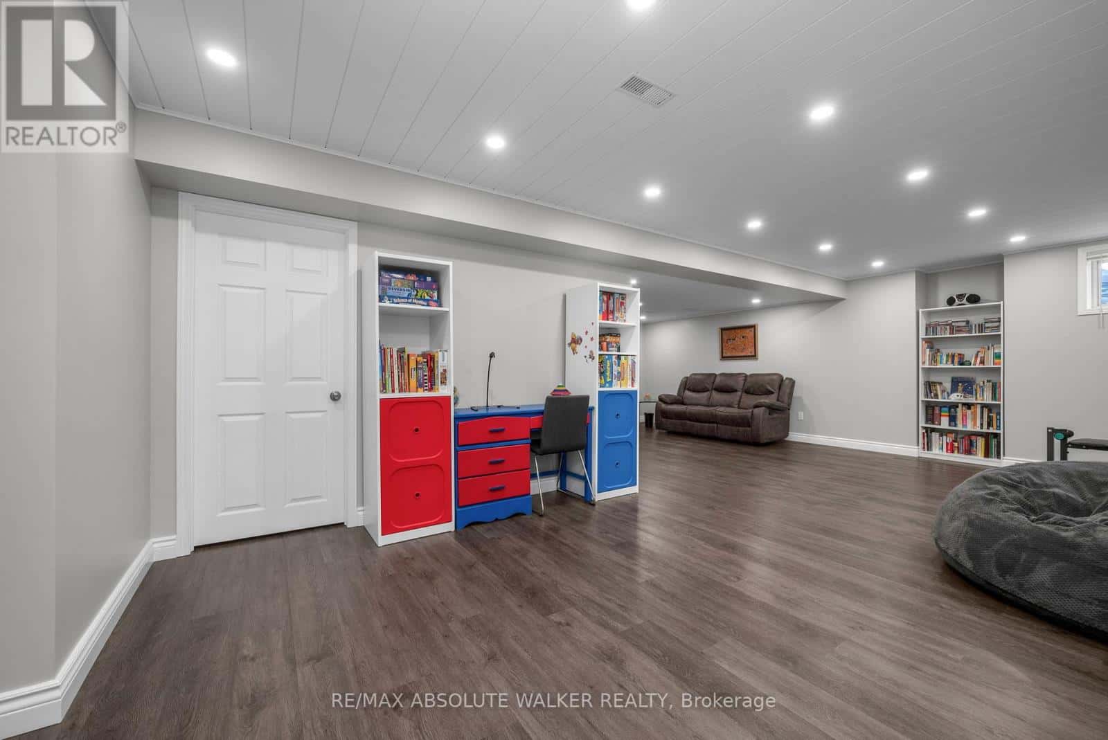 Ottawa — Ottawa - Photo 4 of 29