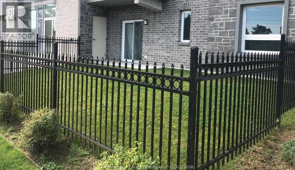 1611 BANWELL ROAD Unit# 121 — Windsor - Main photo