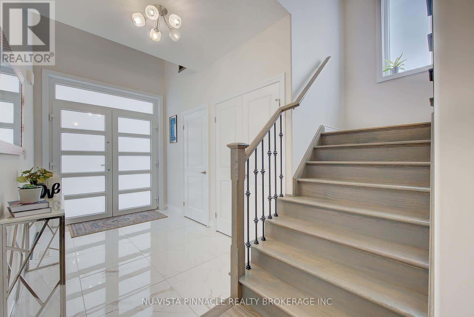 London South (South V) — London South (South V) - Photo 5 of 50