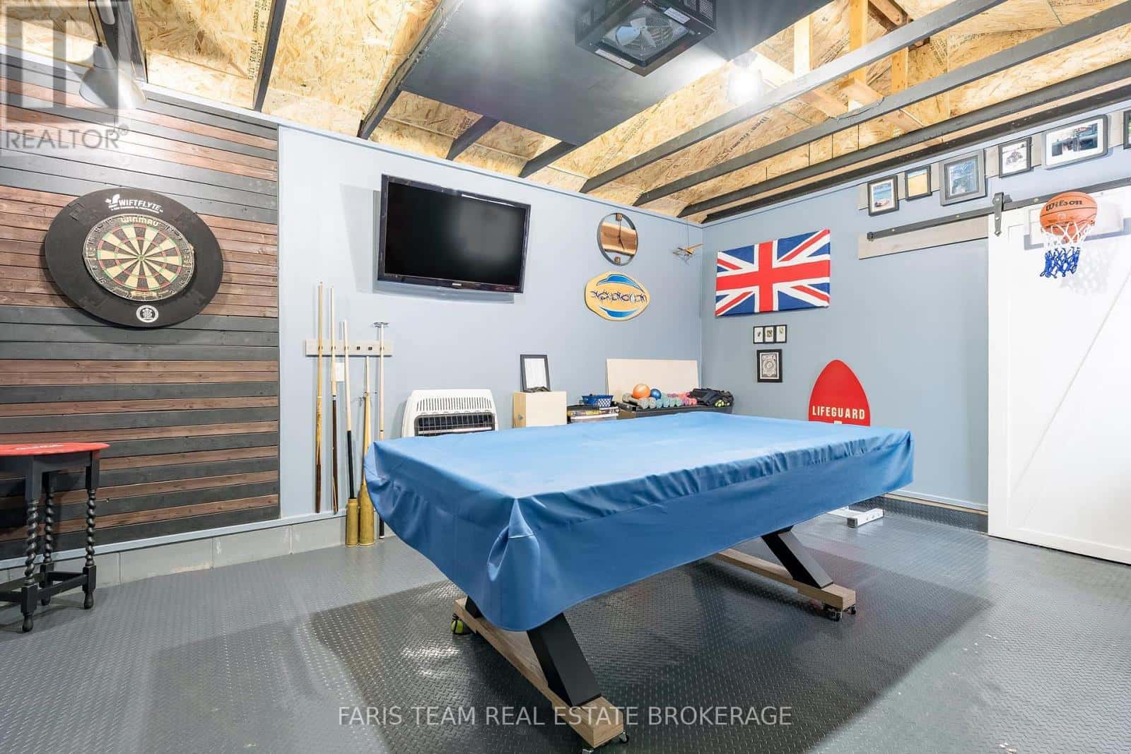 Tay (Victoria Harbour) — Tay (Victoria Harbour) - Photo 2 of 27