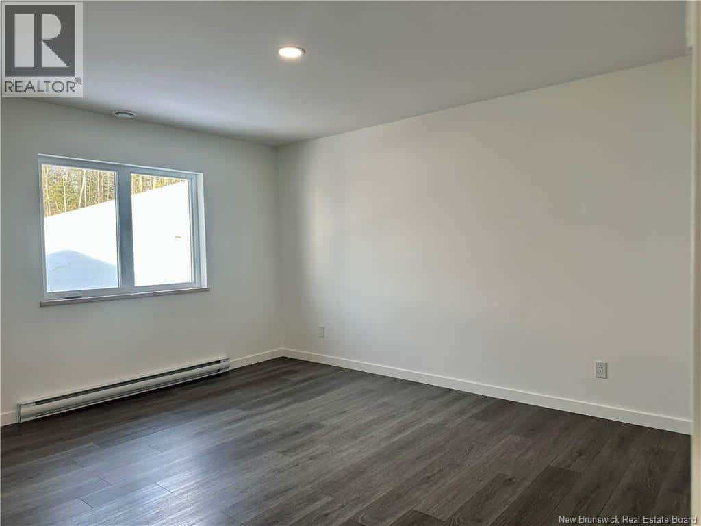 40 DES MELEZES Street — Edmundston - Photo 5 of 23