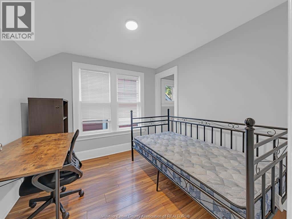 353 INDIAN ROAD Unit# 6 — Windsor - Photo 3 of 33