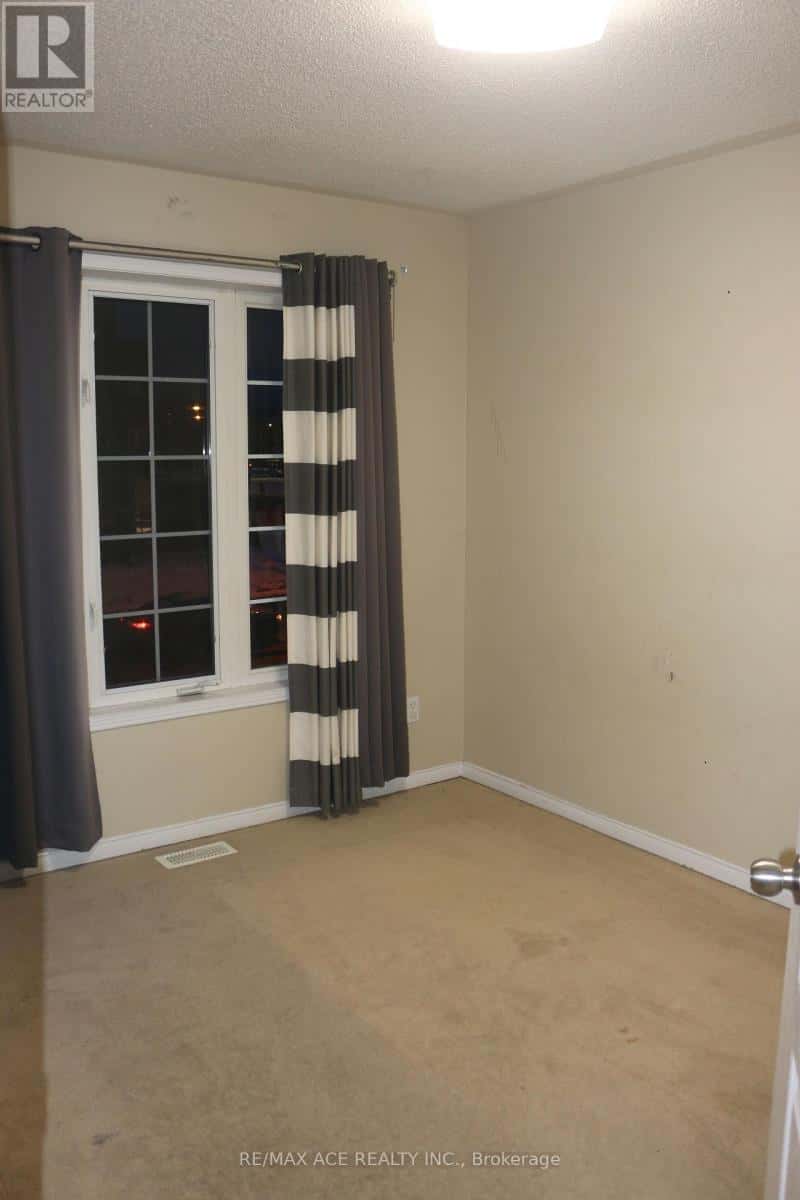 MAIN - 240 MCLEVIN AVENUE — Toronto (Malvern) - Photo 3 of 15