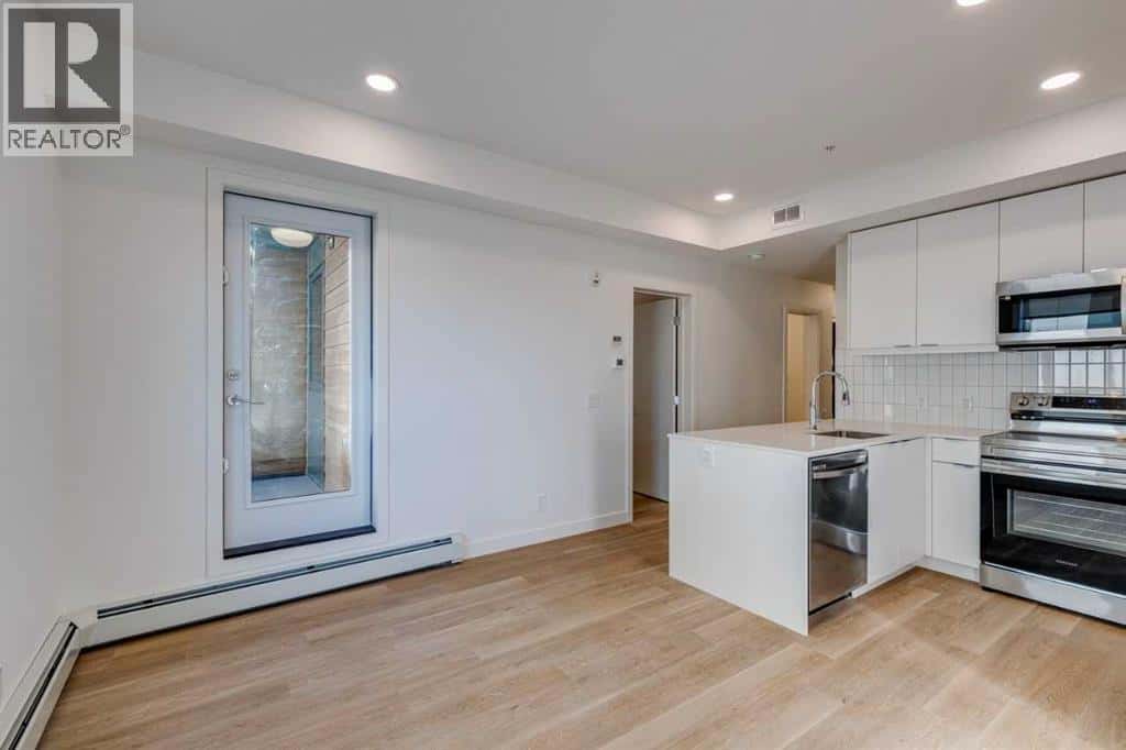 3217, 8500 19 Avenue SE — Calgary - Photo 4 of 19