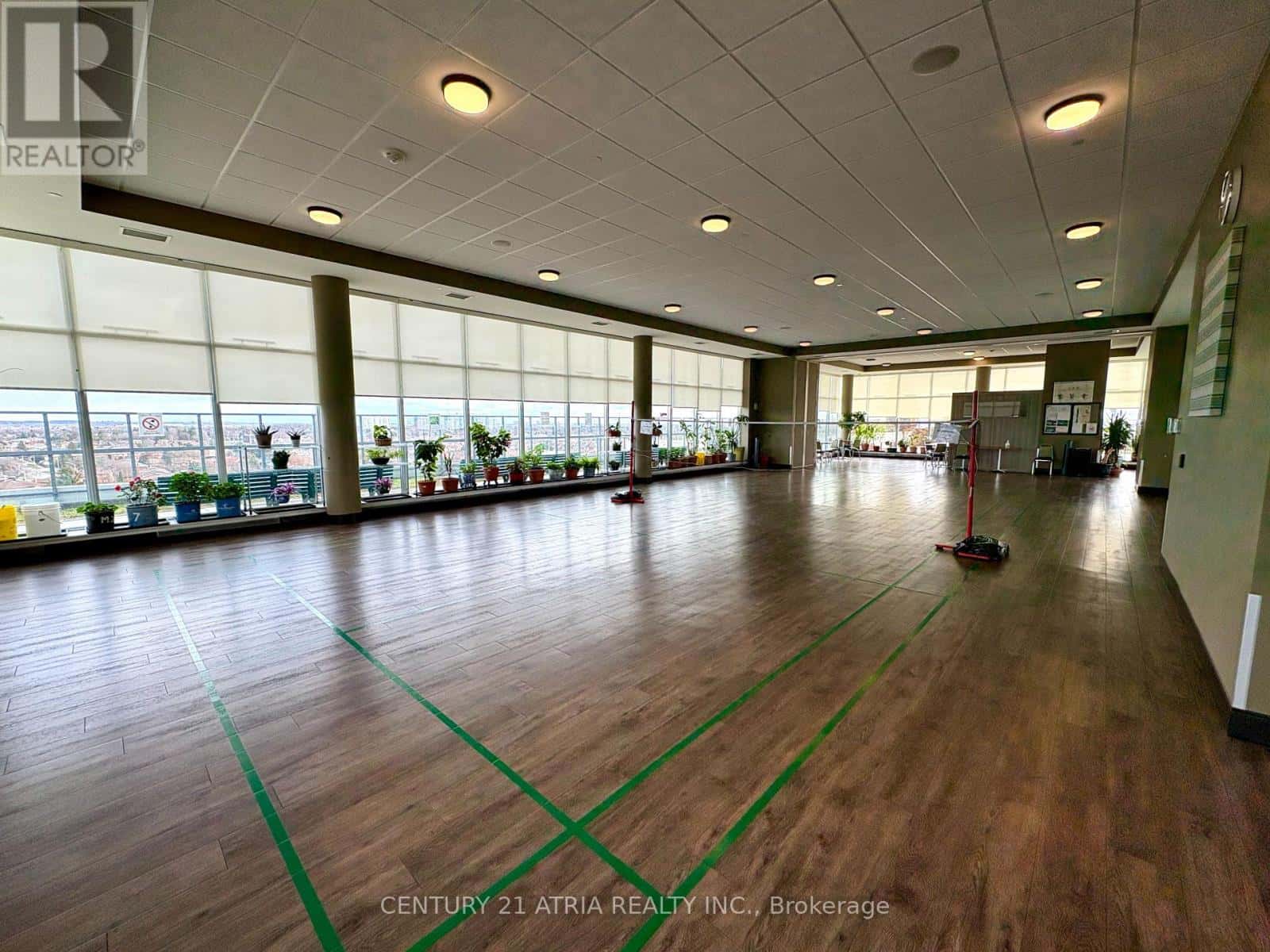 Markham (Milliken Mills East) — Markham (Milliken Mills East) - Photo 5 of 21