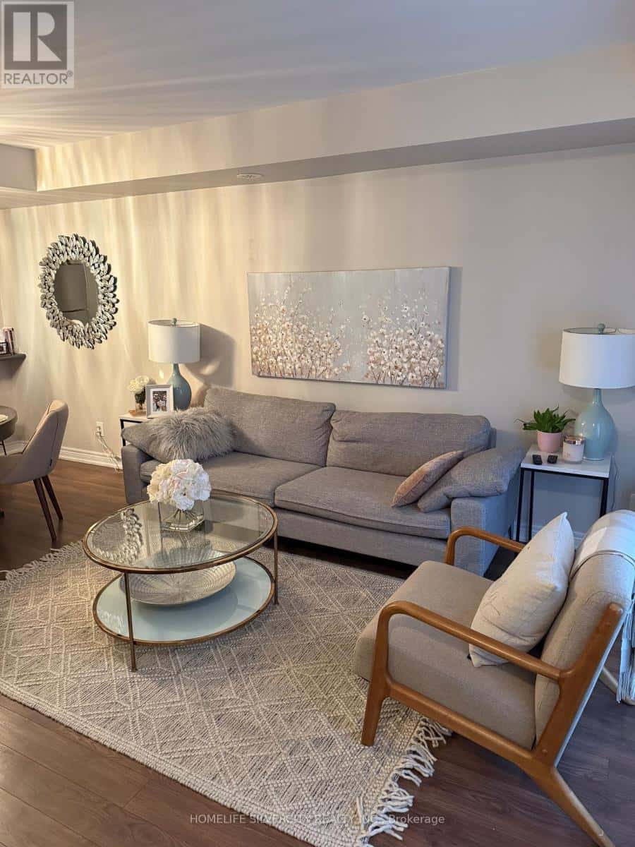 110 - 2 DUNSHEATH WAY — Markham (Cornell) - Photo 2 of 9