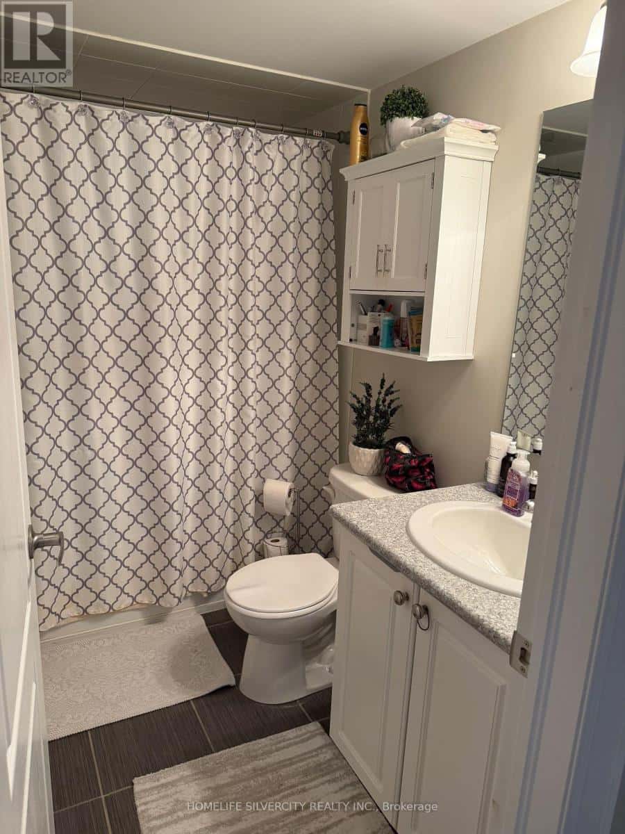 110 - 2 DUNSHEATH WAY — Markham (Cornell) - Photo 4 of 9