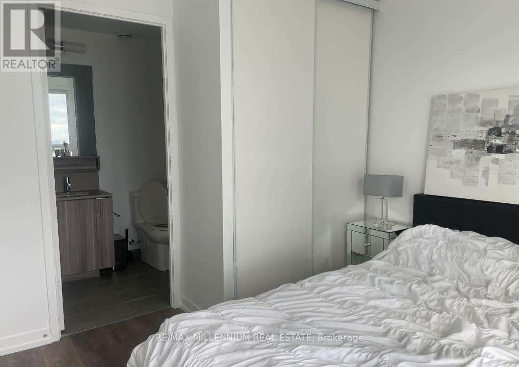 Vaughan (Vaughan Corporate Centre) — Vaughan (Vaughan Corporate Centre) - Photo 3 of 17