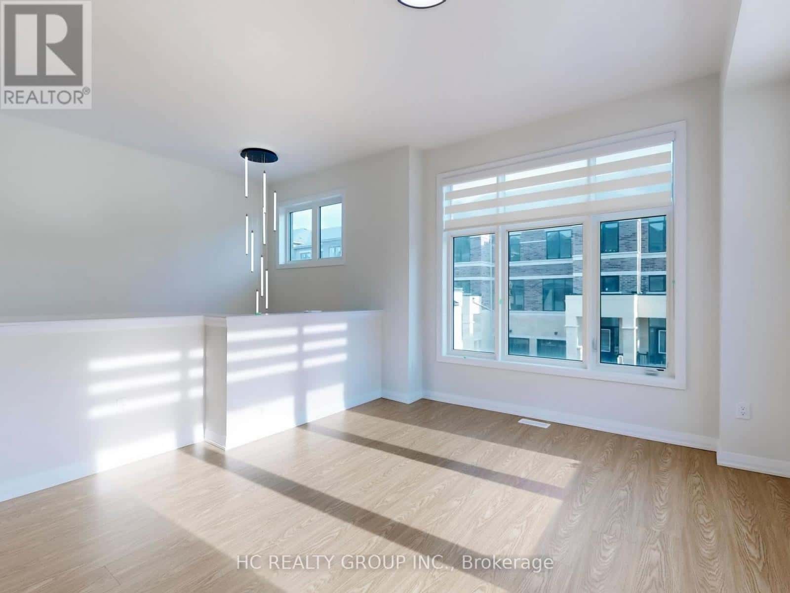 88 MILLMAN LANE — Richmond Hill - Photo 3 of 27