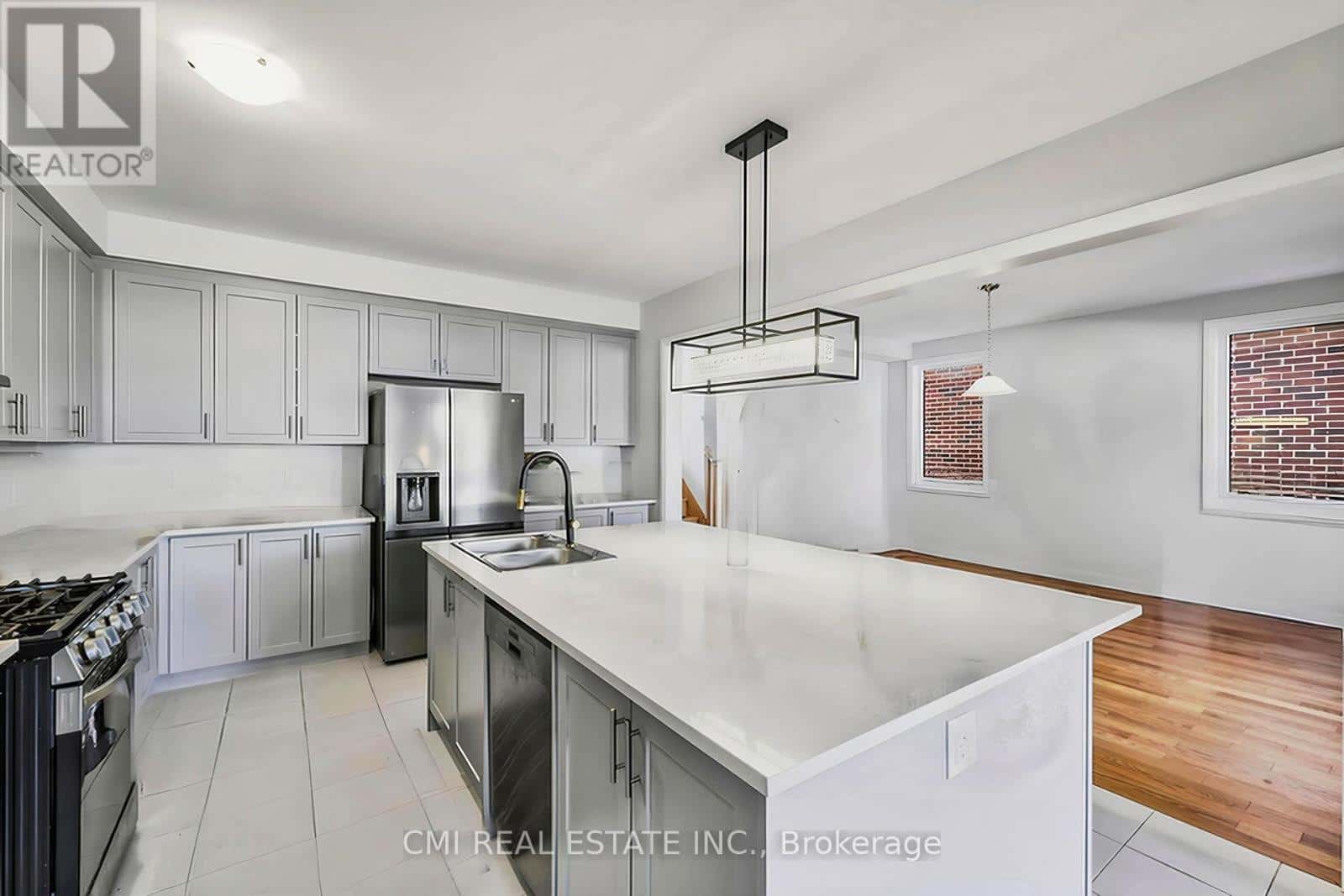 Woodstock (Woodstock - North) — Woodstock (Woodstock - North) - Photo 2 of 48