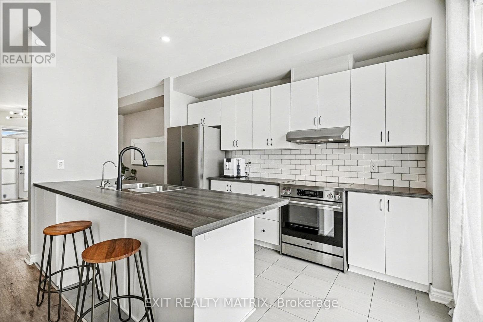 211 MOUNTAIN SORREL WAY — Ottawa - Main photo