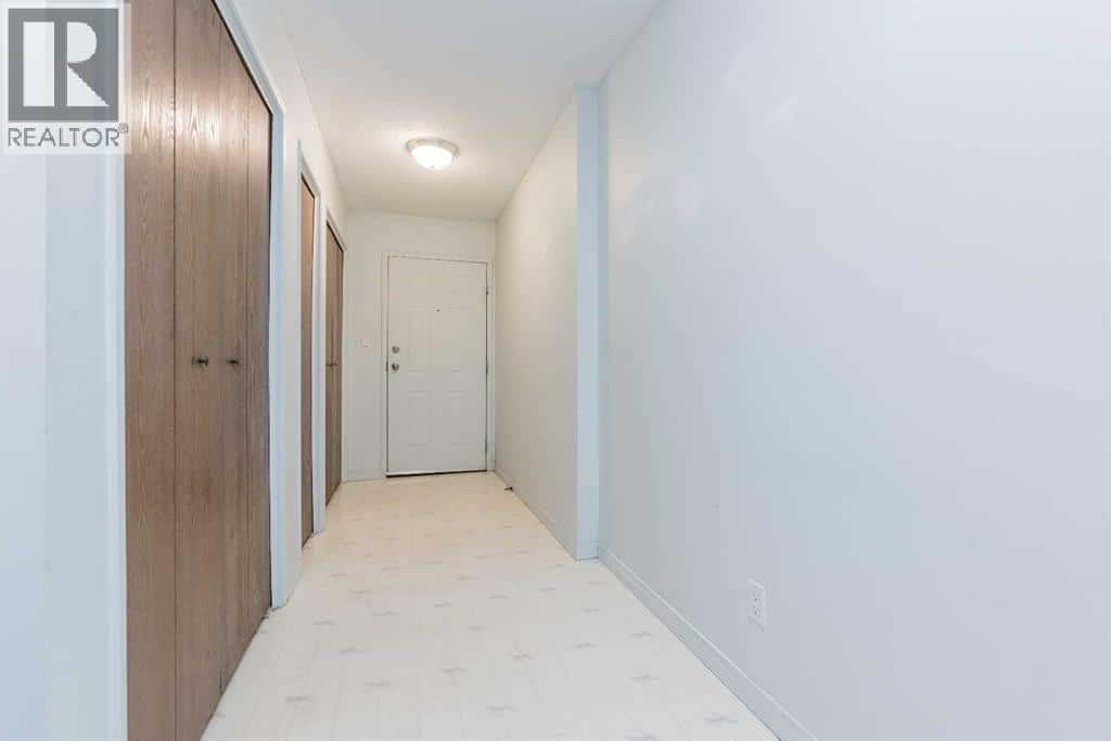 1212, 7201 Poplar Drive — Grande Prairie, Alberta - Photo 5 of 14