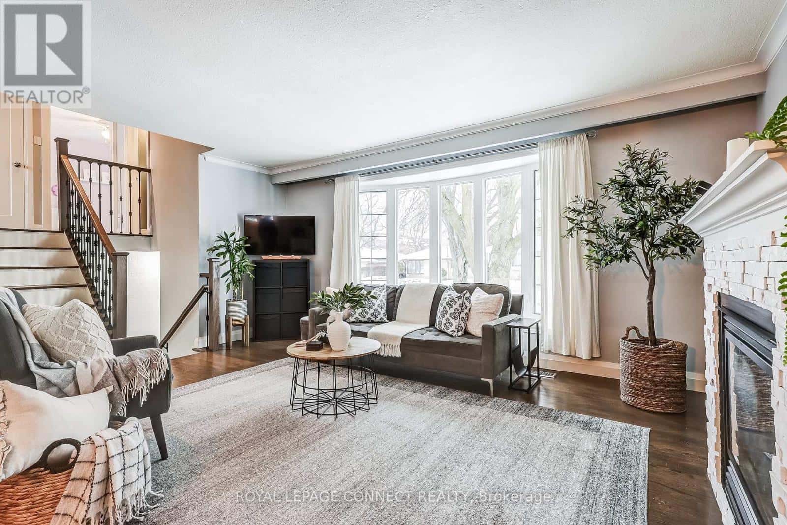 25 ROWATSON ROAD — Toronto (Guildwood) - Photo 4 of 36