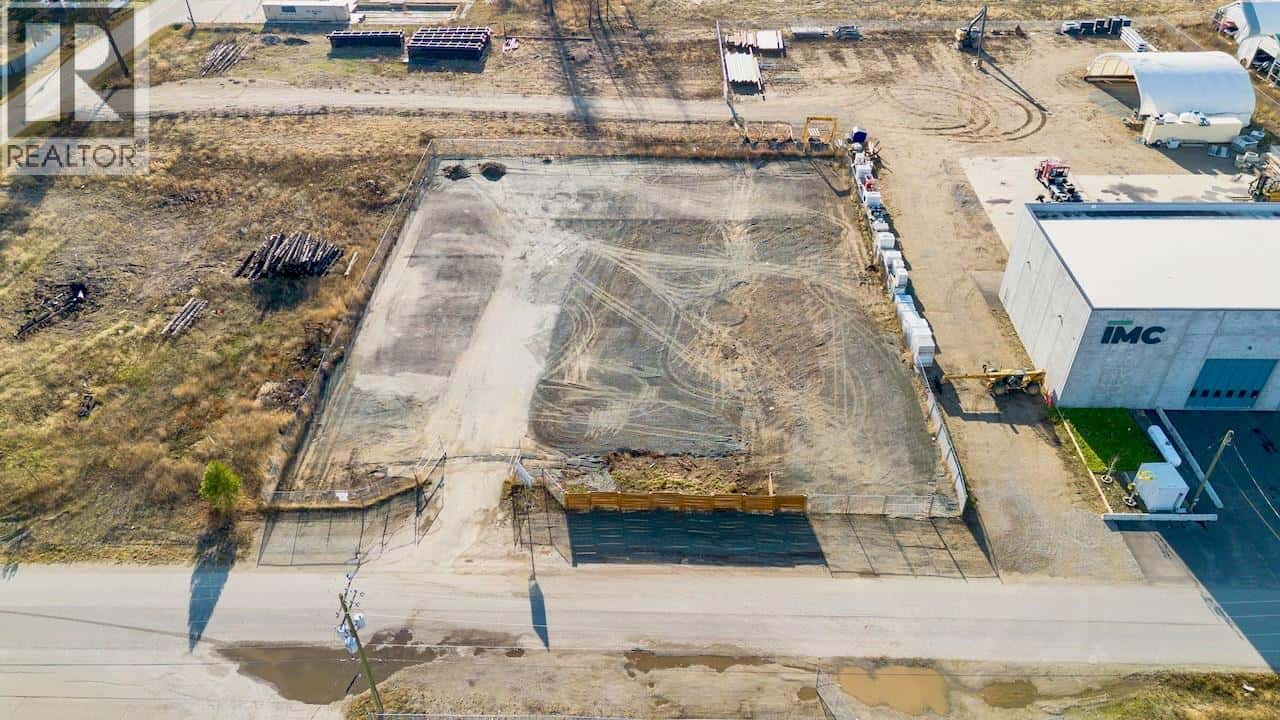 Scotch Creek — Scotch Creek - Photo 5 of 11