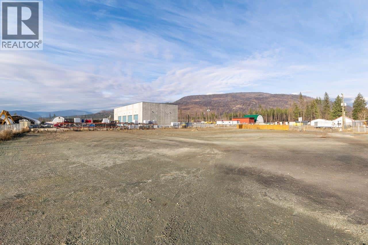 Scotch Creek — Scotch Creek - Photo 4 of 11