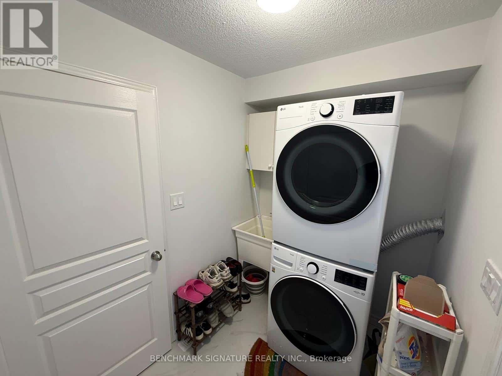 Markham (Village Green-South Unionville) — Markham (Village Green-South Unionville) - Photo 3 of 28