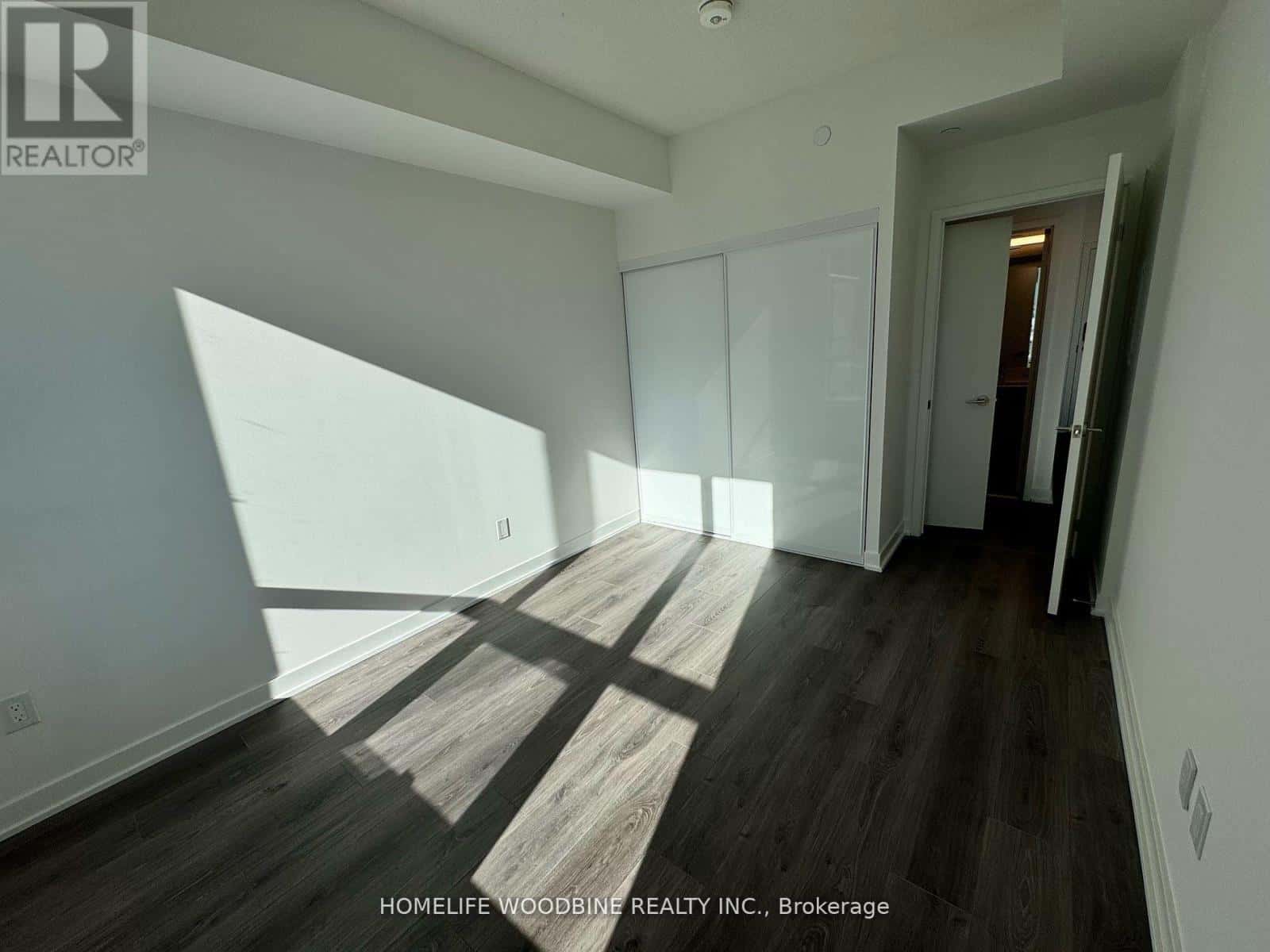 Brampton (Fletcher's Creek South) — Brampton (Fletcher's Creek South) - Photo 5 of 14